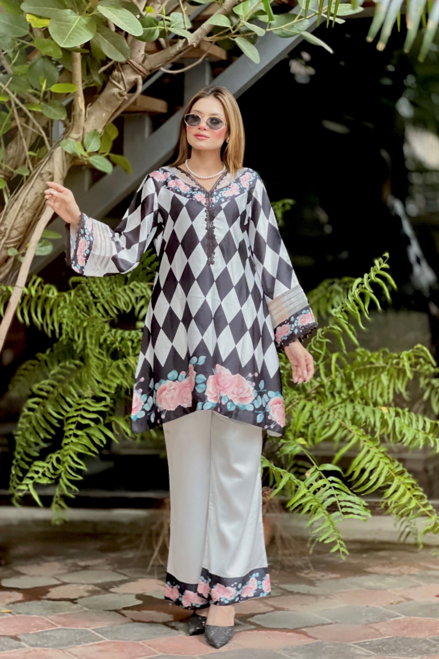 Chic Harlequin Floral Fusion Co-Ord