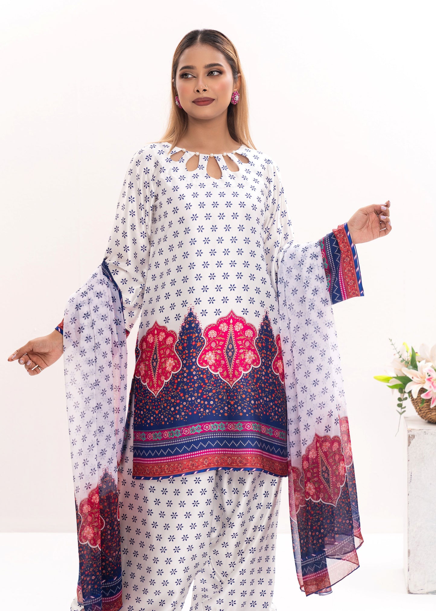 Ivory Bloom Ensemble Three-Piece Set