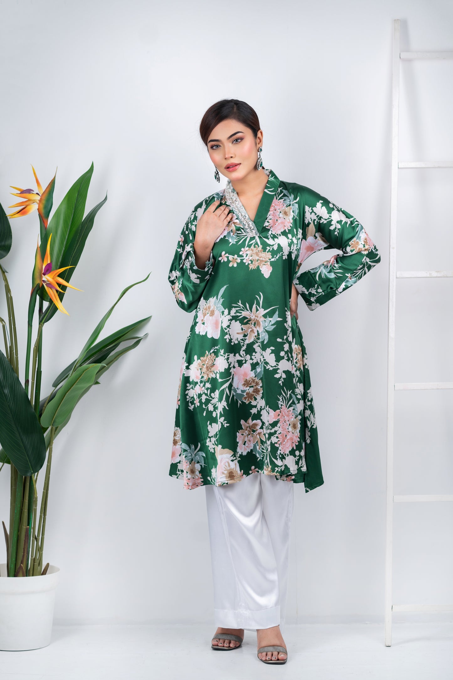 Floral Elegance Green Kurti Set