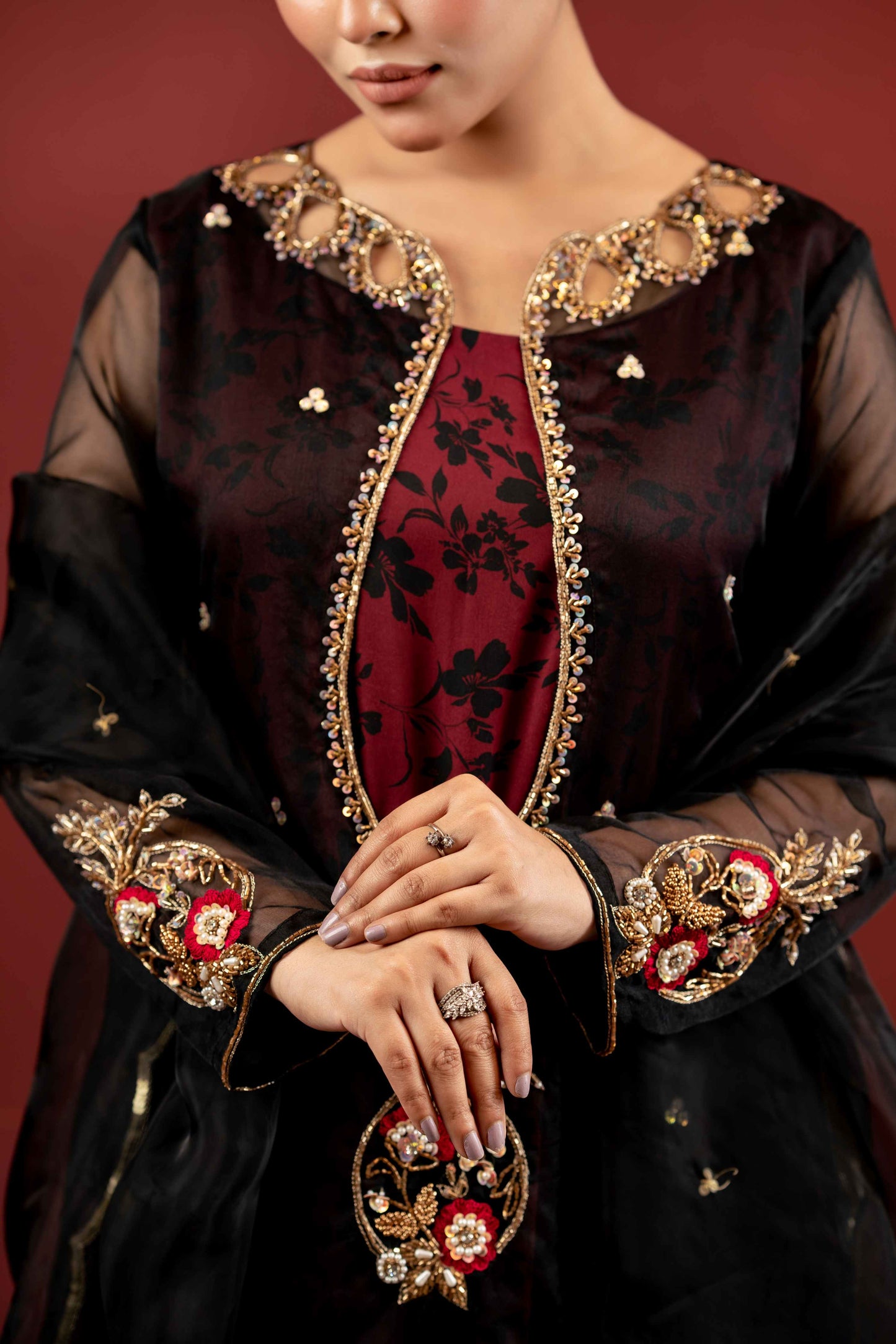 Elegant Black Embroidered Kameez