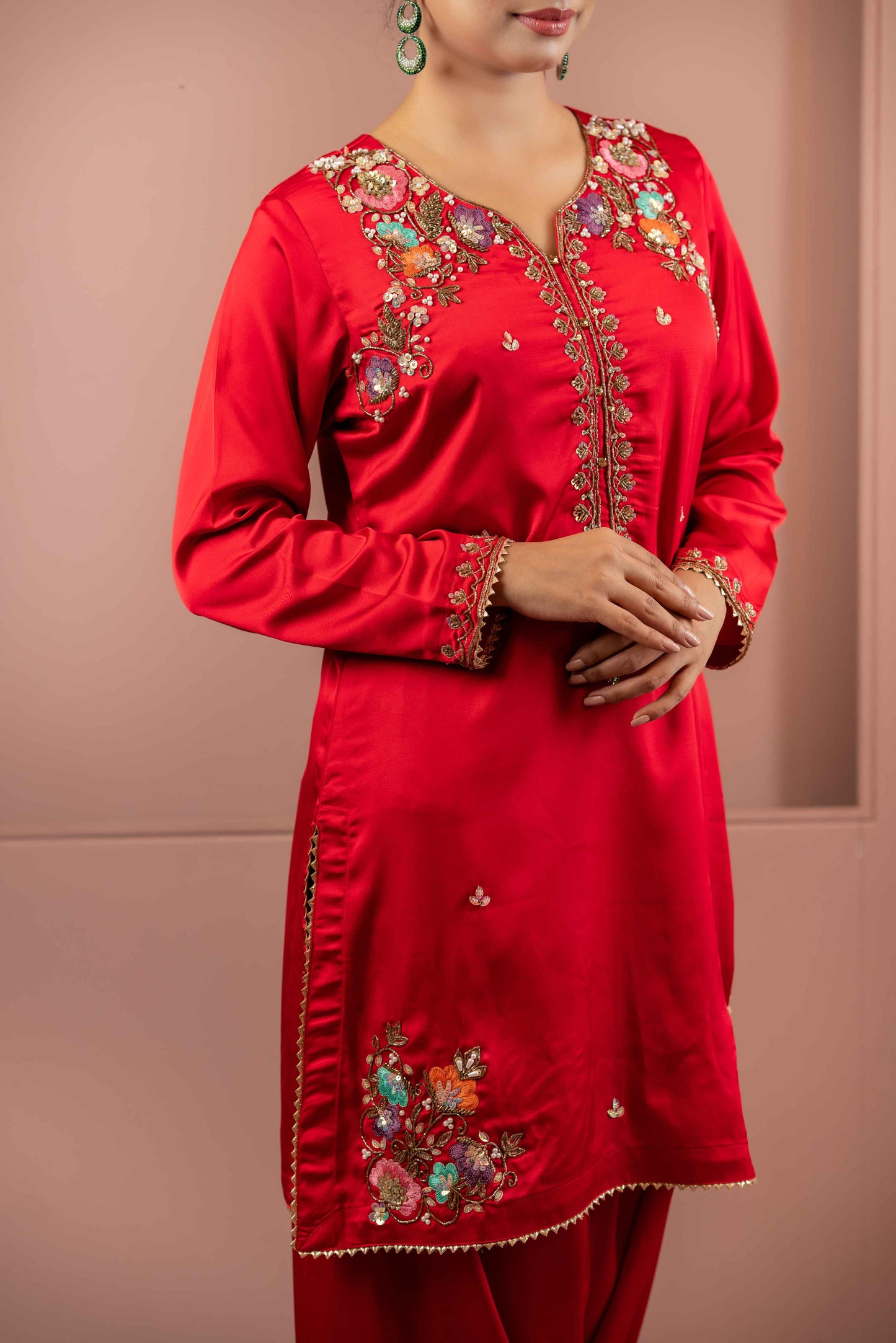 Scarlet Bloom Karchupi Kameez Set