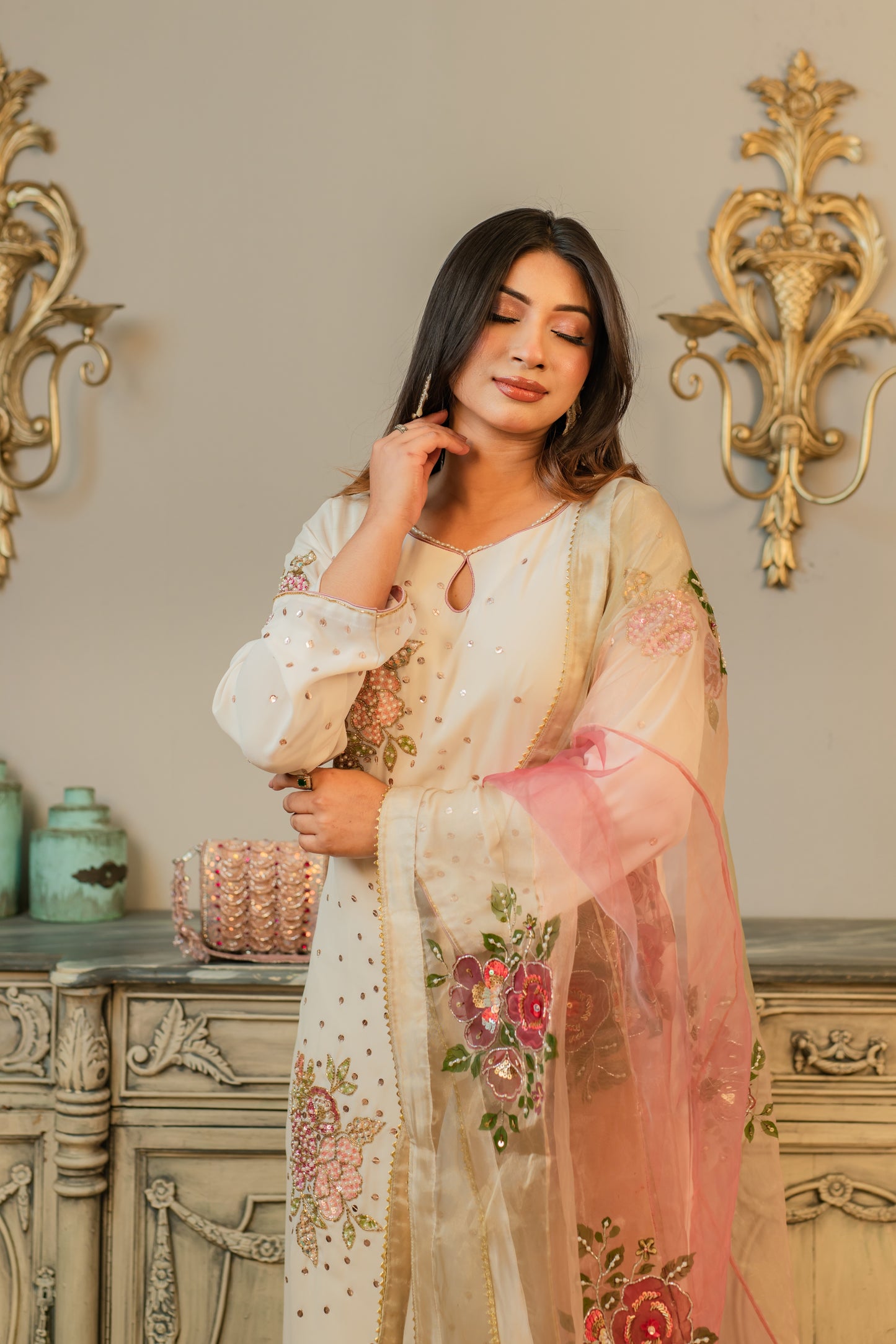 Ivory Floral Karchupi Kurti Set