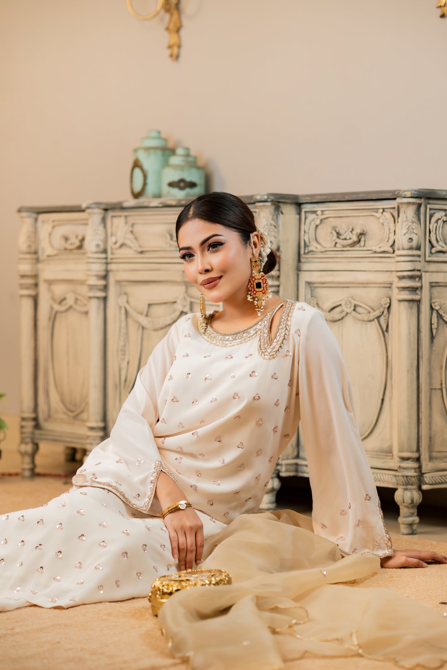 Ivory Elegance Kameez Pant Set