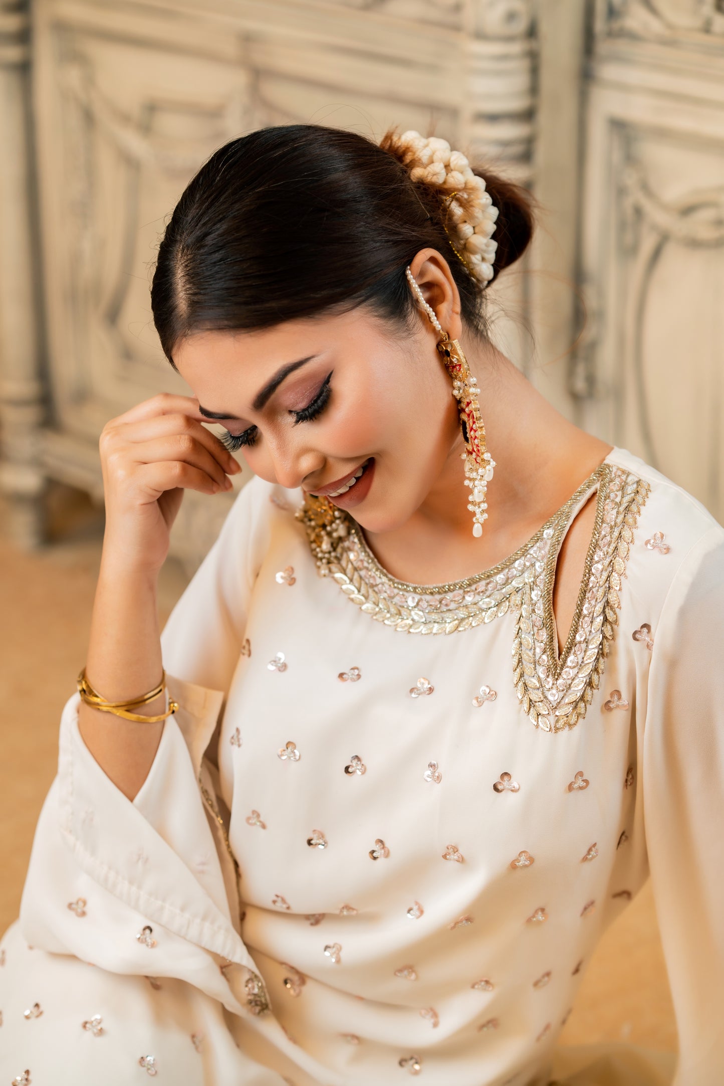 Ivory Elegance Kameez Pant Set