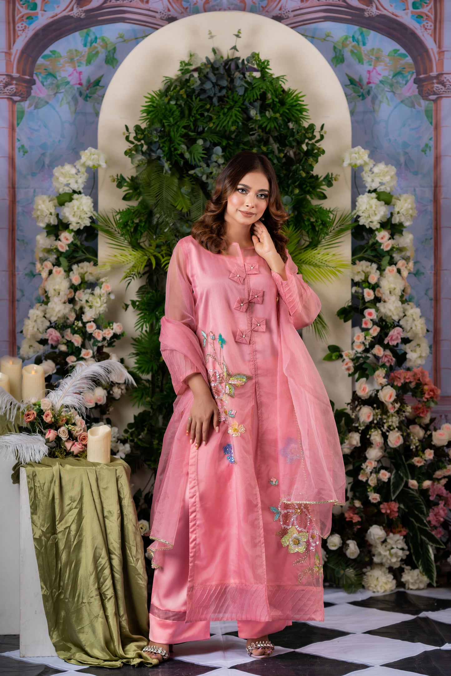 Elegant Pink Festive Kameez And Pant Set