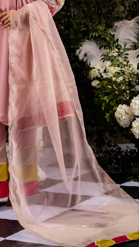 Soft Pink Dupatta with Delicate Golden Detailing