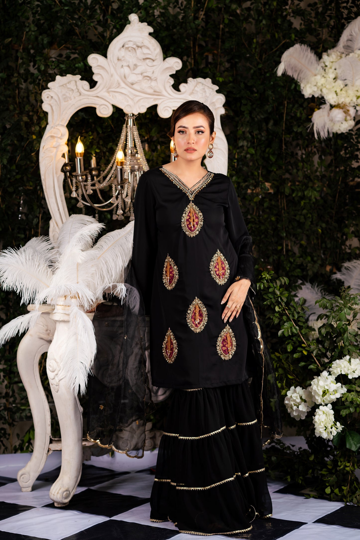 Noir Royalty Kameez & Pant Set