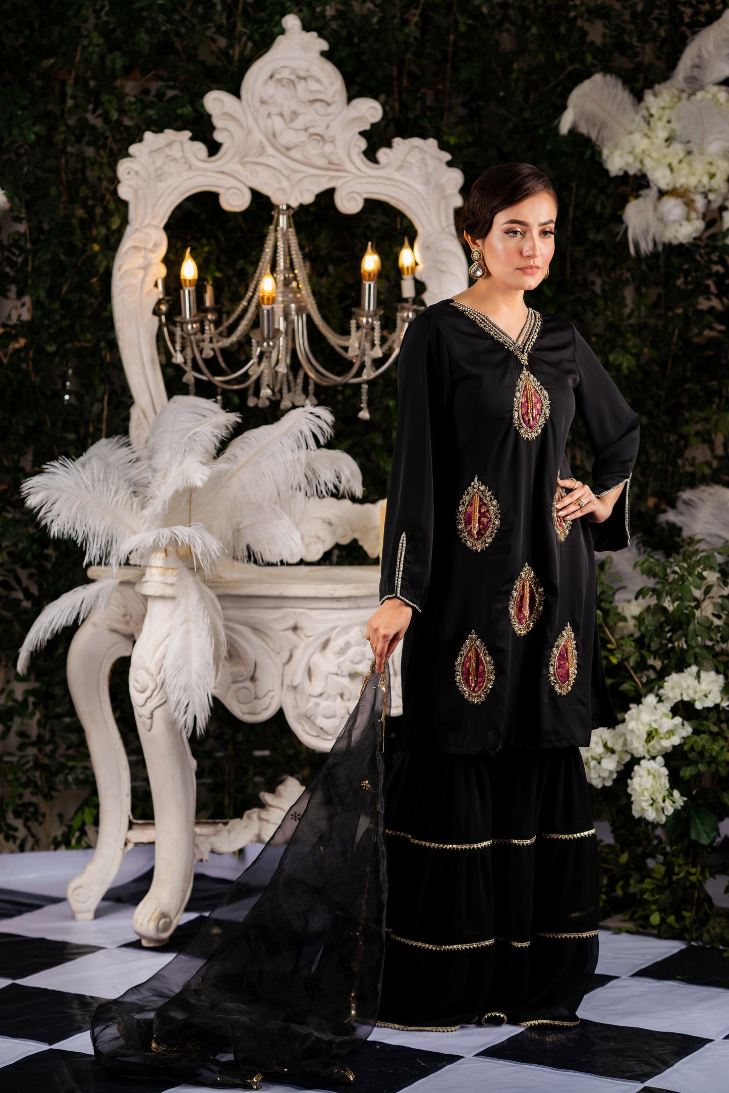 Noir Royalty Kameez & Pant Set