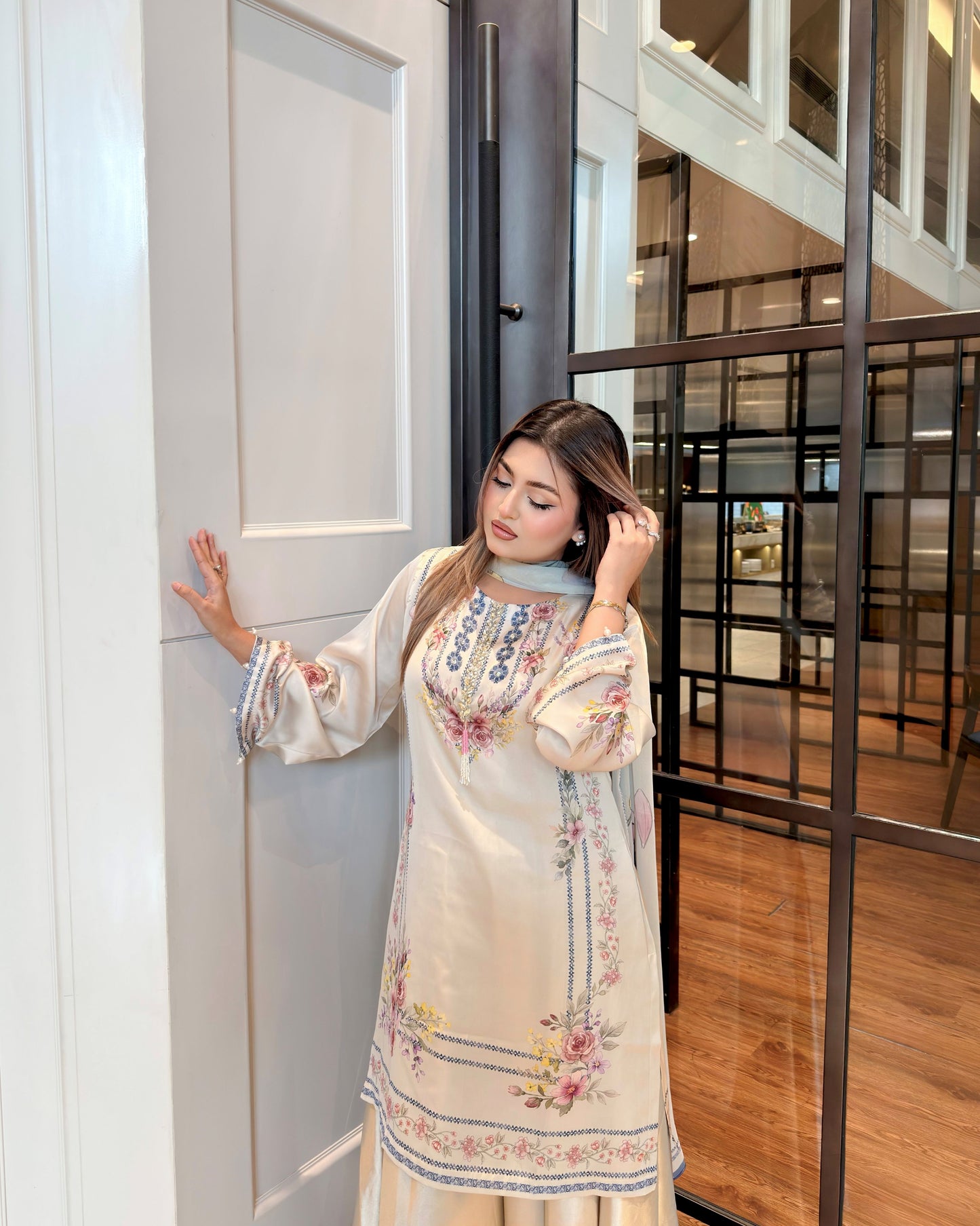 Ivory Floral Grace Kameez And Dupatta Set