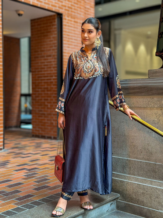 Midnight Majesty Kameez And Pant Set