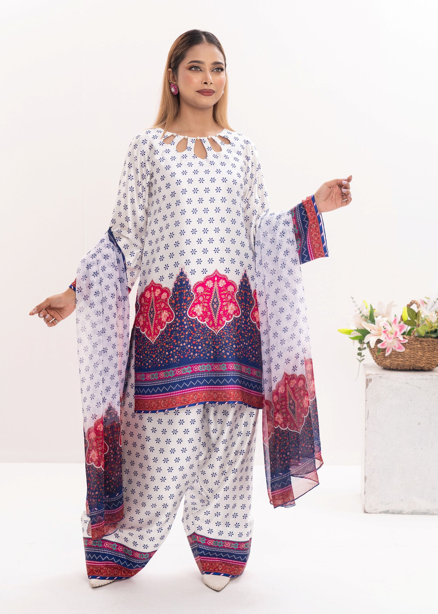 Ivory Bloom Ensemble Three-Piece Set