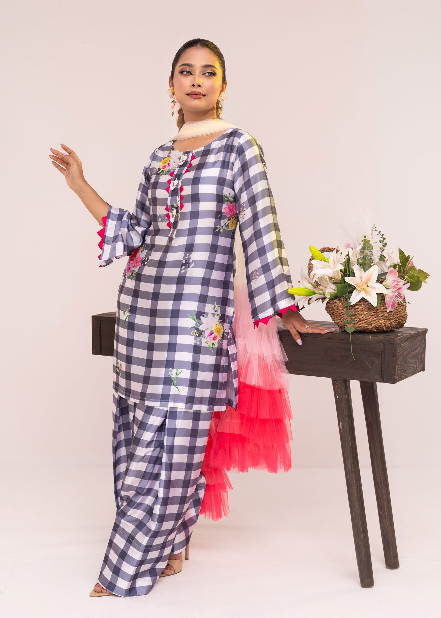 Checkered Charm  Kameez And Pant Set
