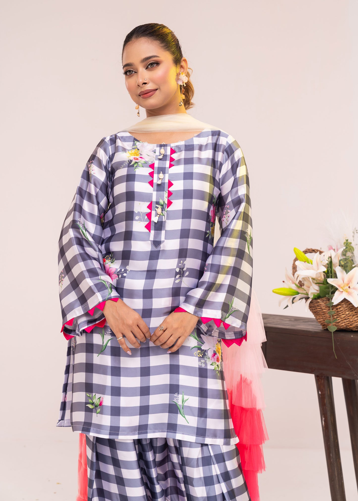 Checkered Charm  Kameez And Pant Set