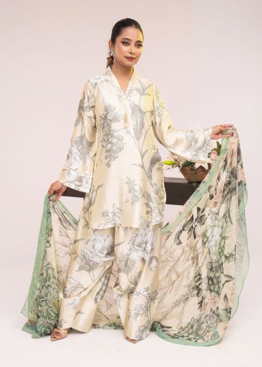 Ivory Bloom Grace Three-Piece Set