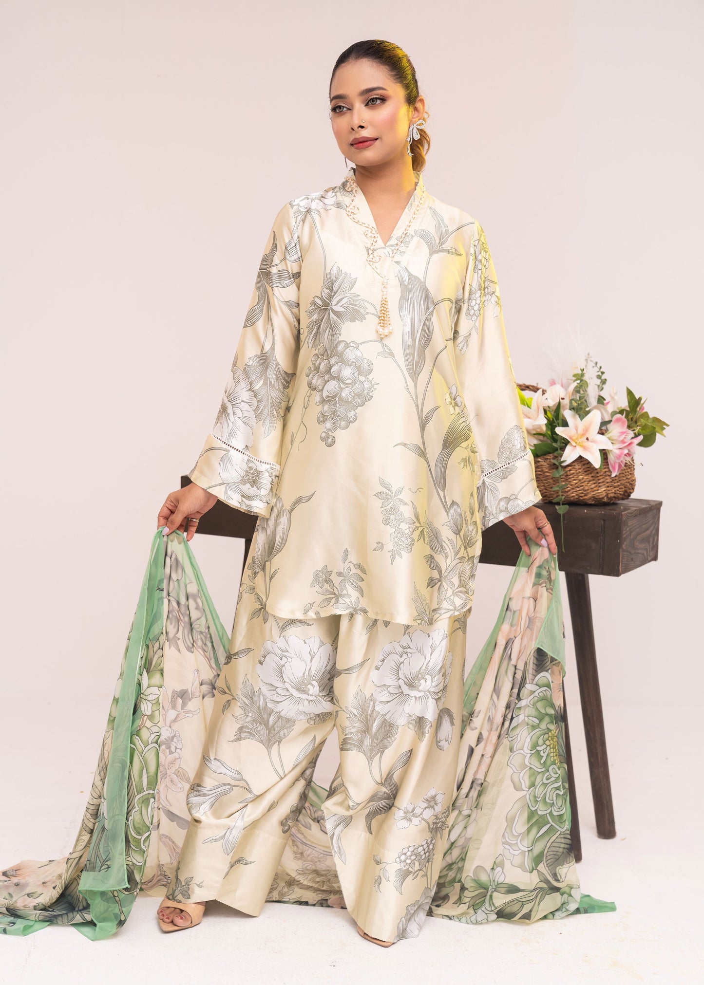 Ivory Bloom Grace Three-Piece Set