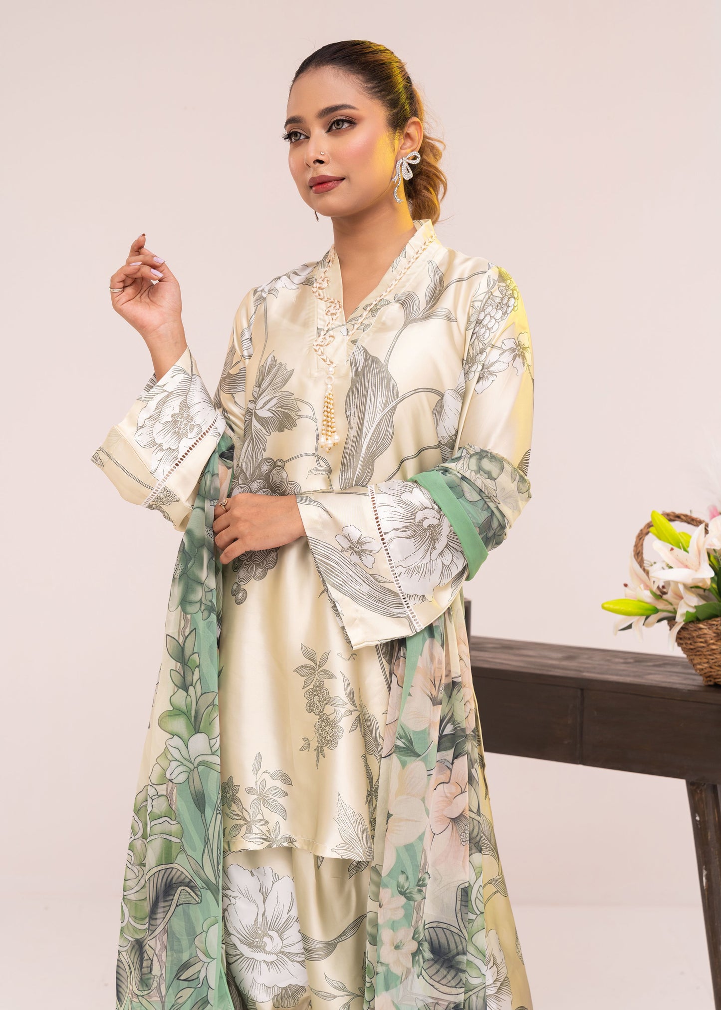 Ivory Bloom Grace Three-Piece Set