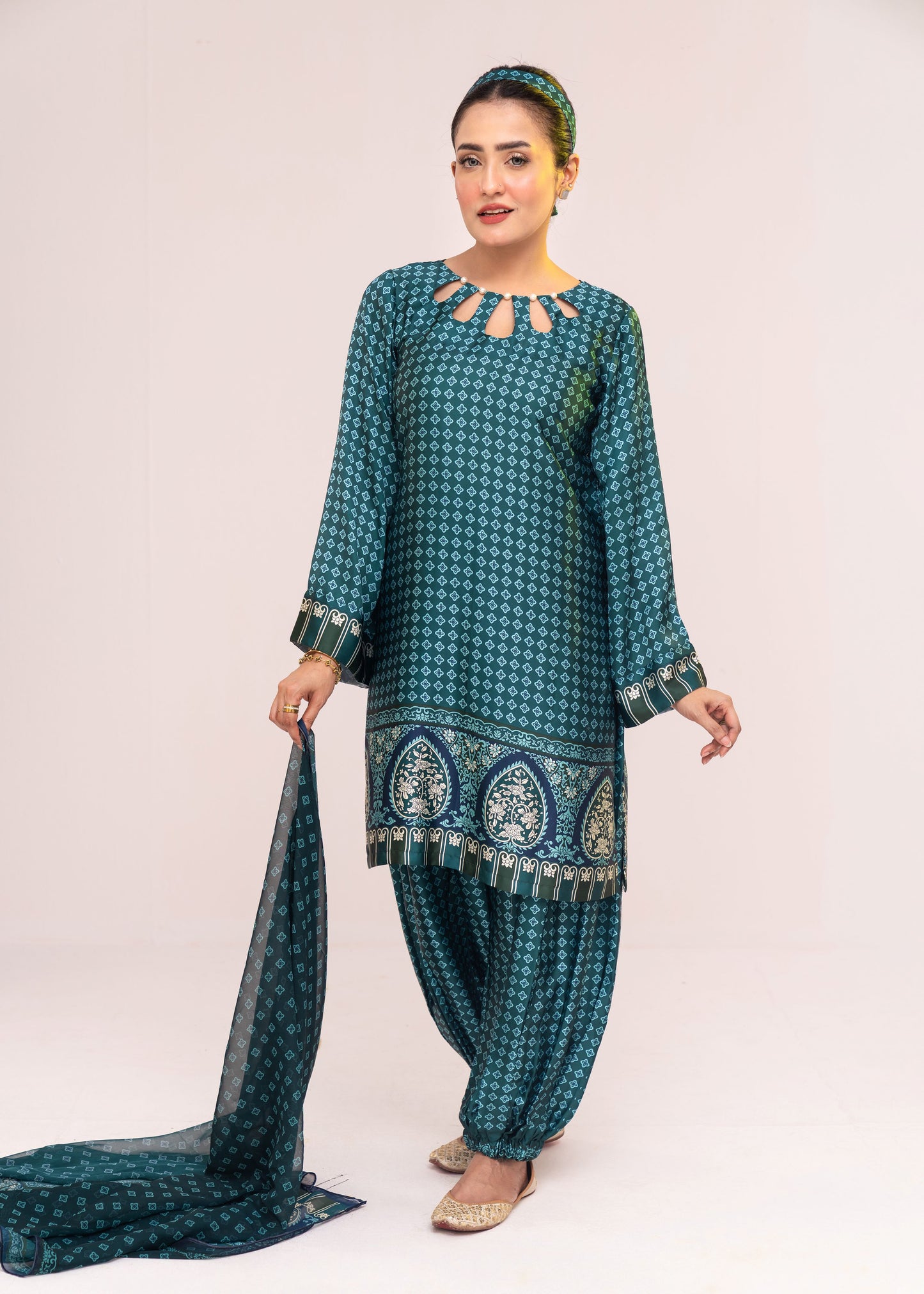 Teal Bloom Elegance Three-Piece Set