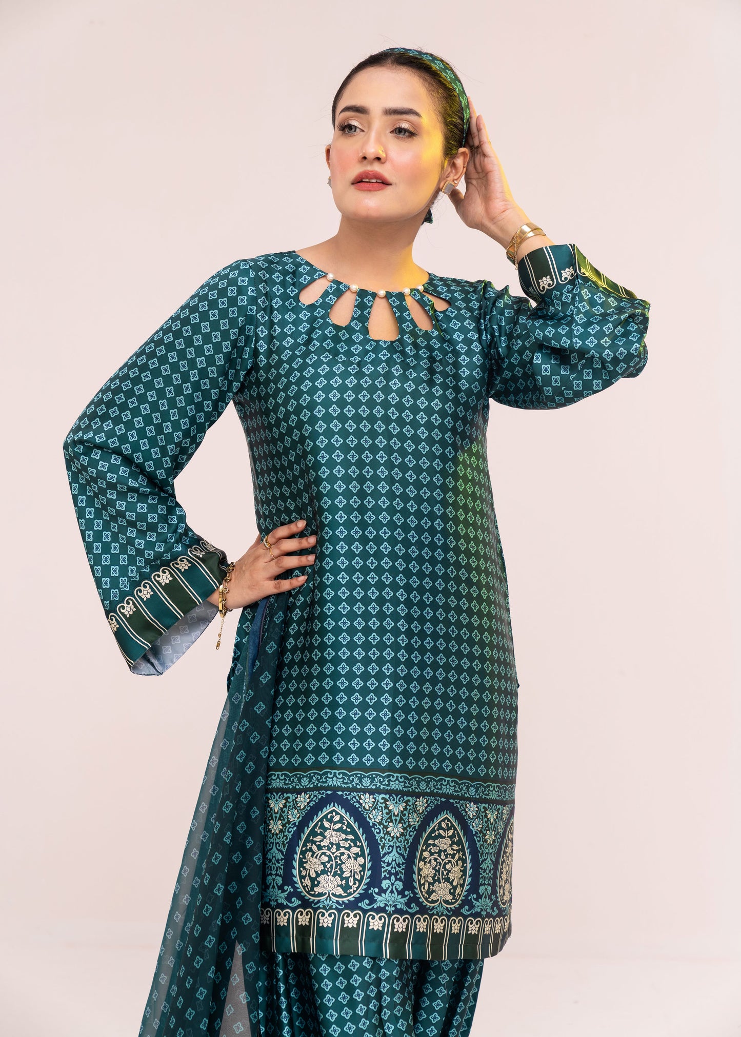 Teal Bloom Elegance Three-Piece Set