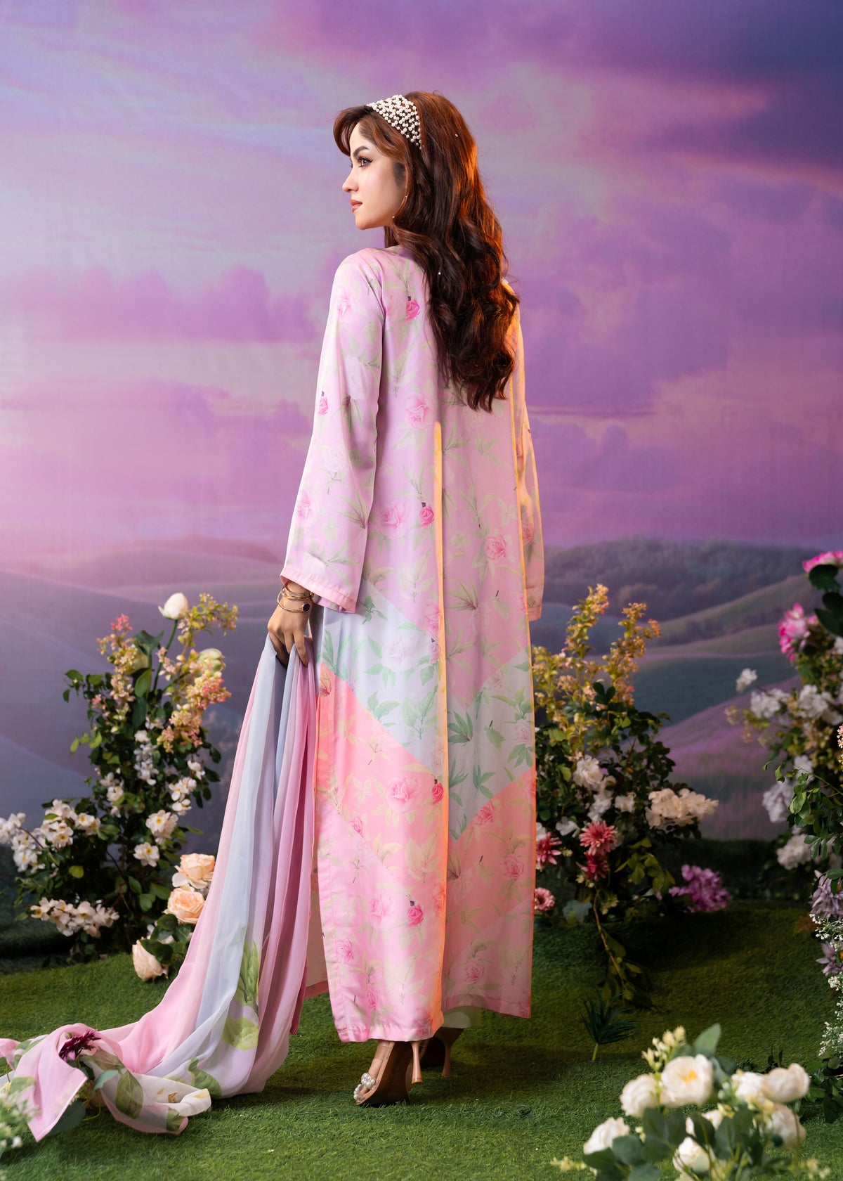 Pastel Pink Floral Printed Kameez And Orna Set