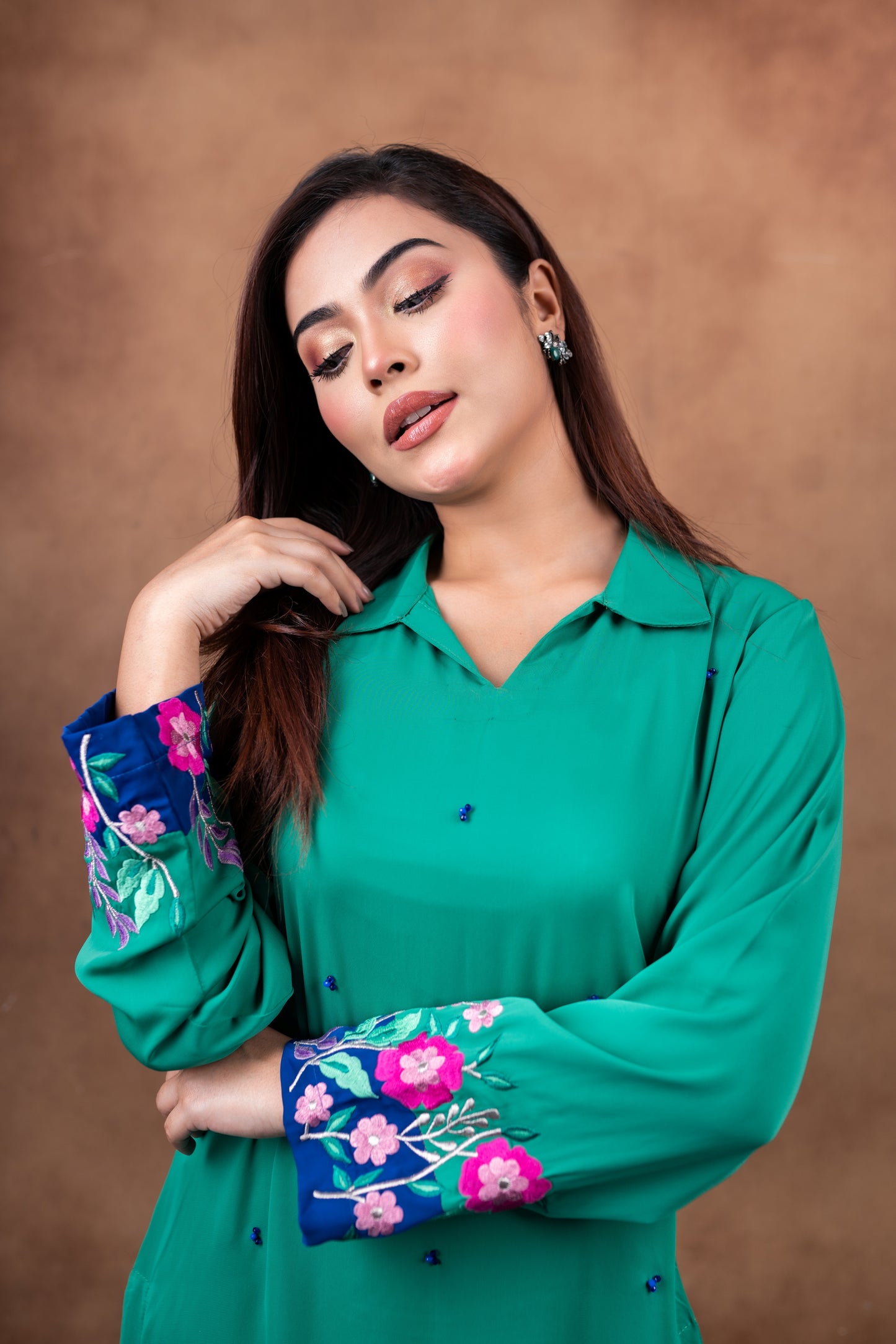 Emerald Bloom Embroidered Kurti Set