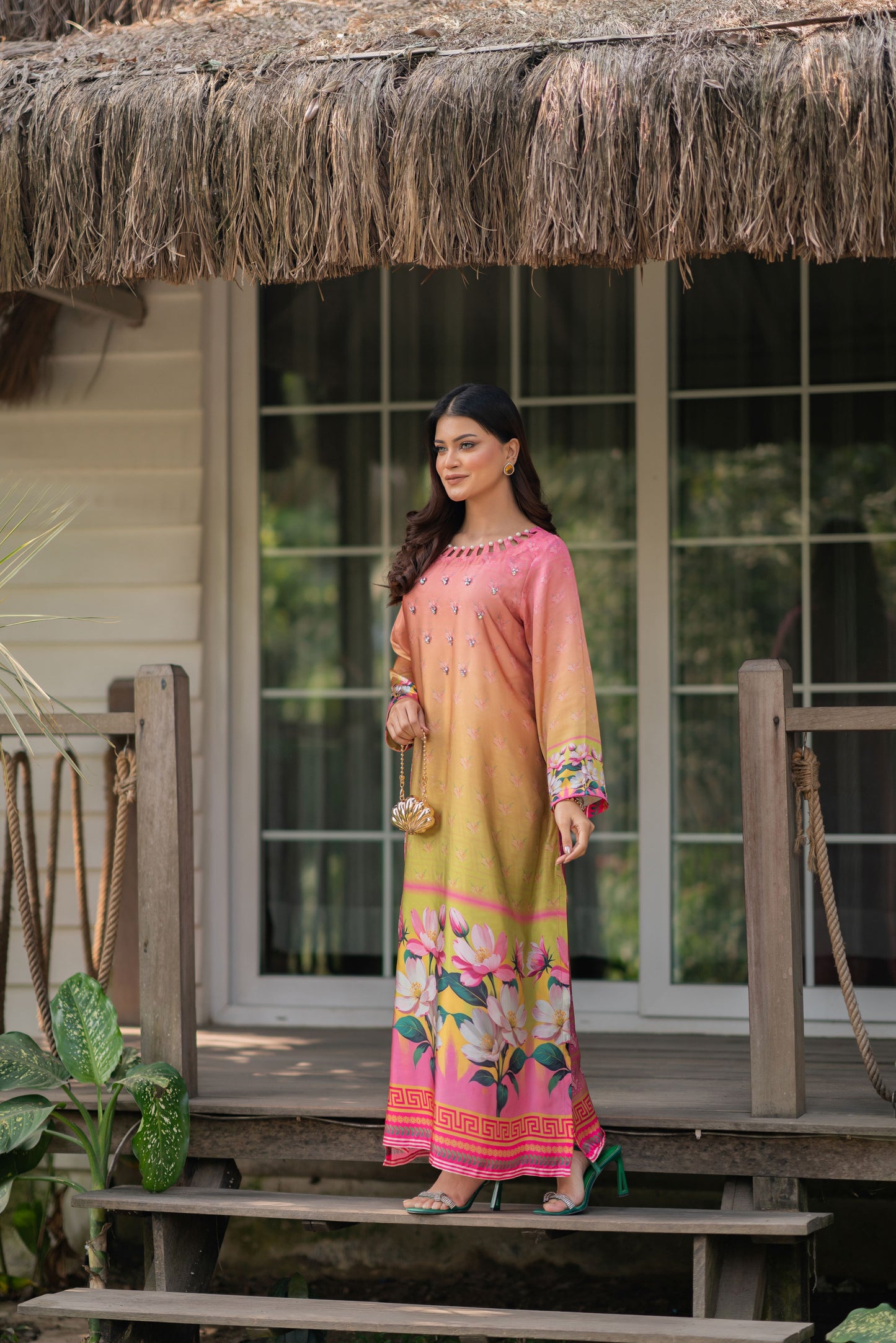 Golden Bloom Ombre Kameez And Pant Set