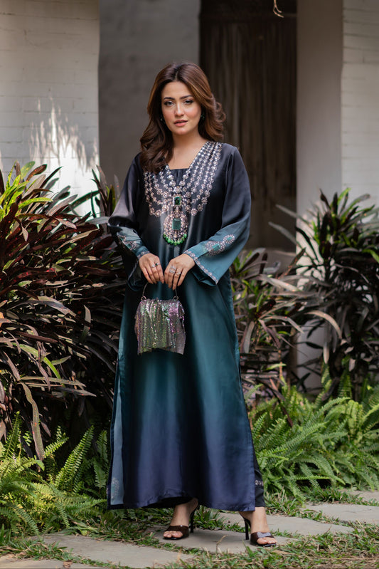 Emerald Dusk Embroidered Kameez And Pant Set