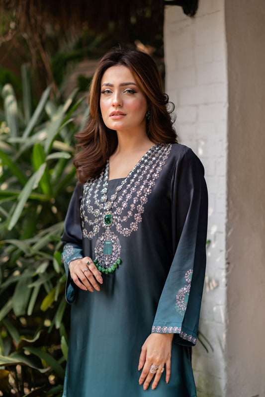 Emerald Dusk Embroidered Kameez And Pant Set