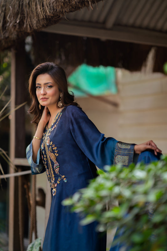 Sapphire Peacock Elegance Three Piece  set