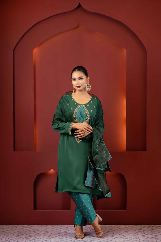 Royal Green Glamour Kameez