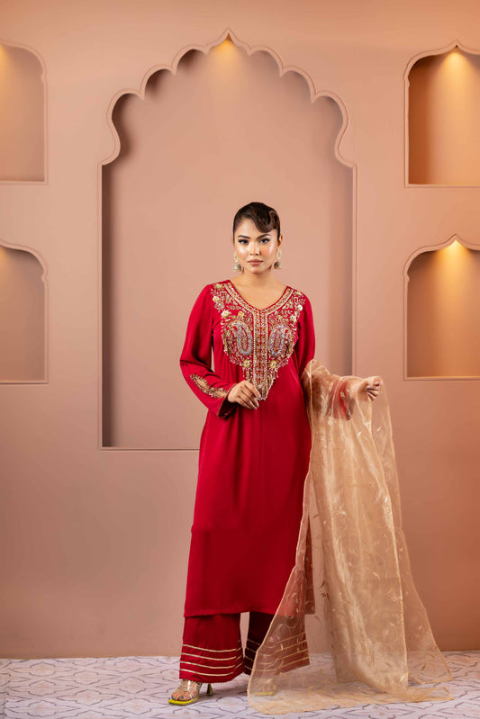 Crimson Grace Shalwar Kameez Set