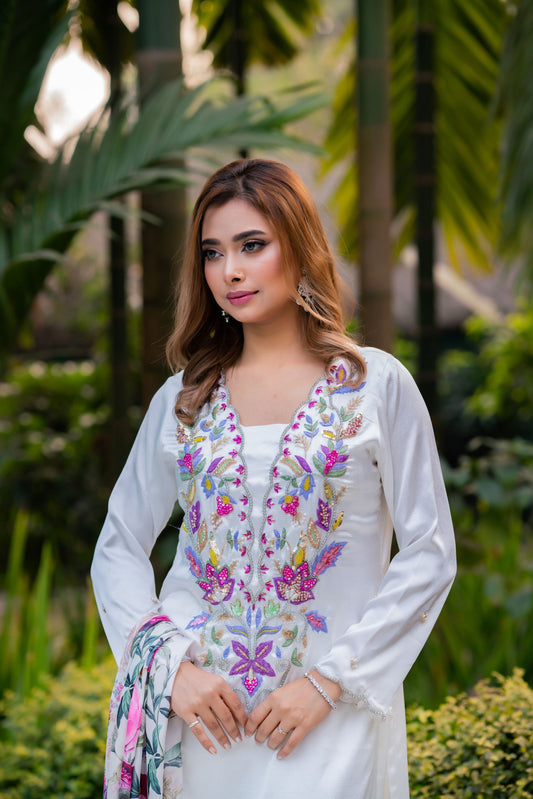 Ethereal Ivory Bloom Three Piece  set