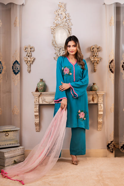 Elegant Embroidered Turquoise Kameez