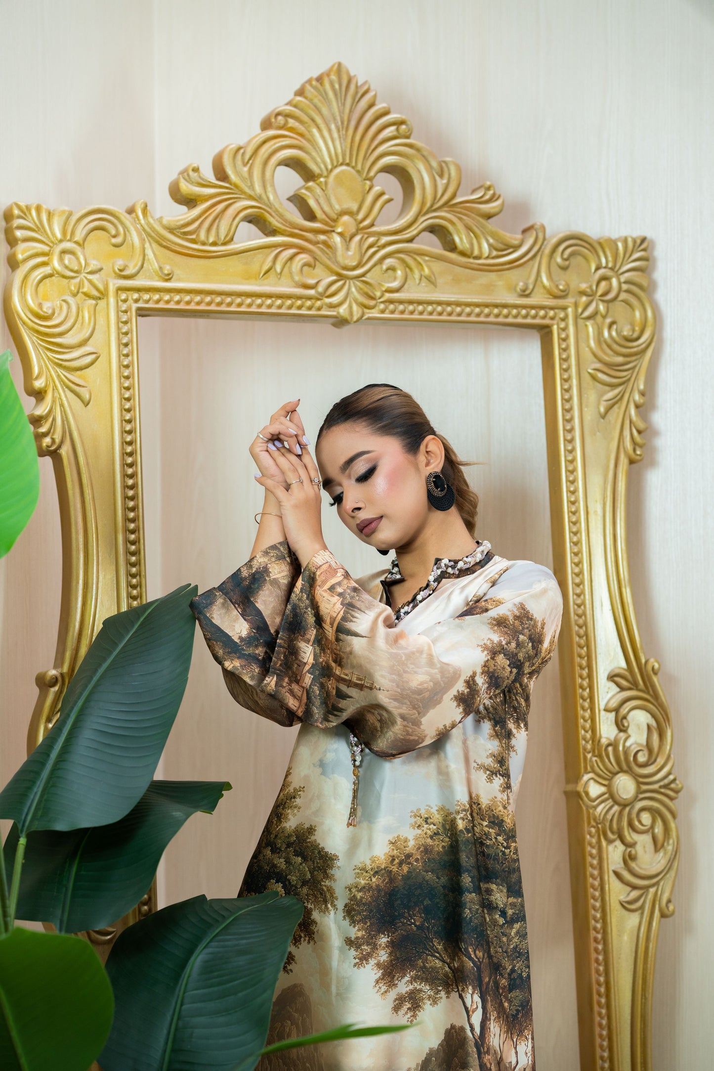 Vintage Landscape Printed Long Kameez