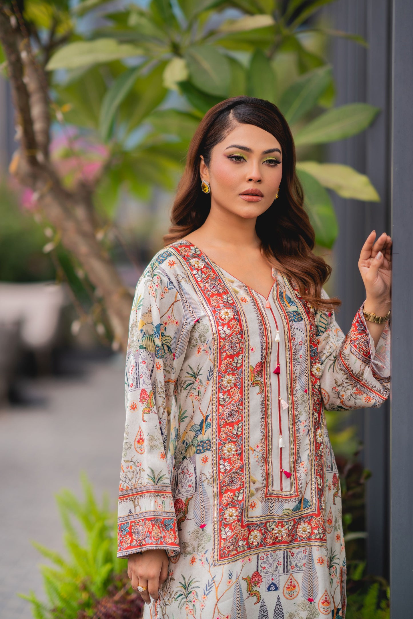 Elegant Ivory Botanical Printed Long Kameez & Pant Set