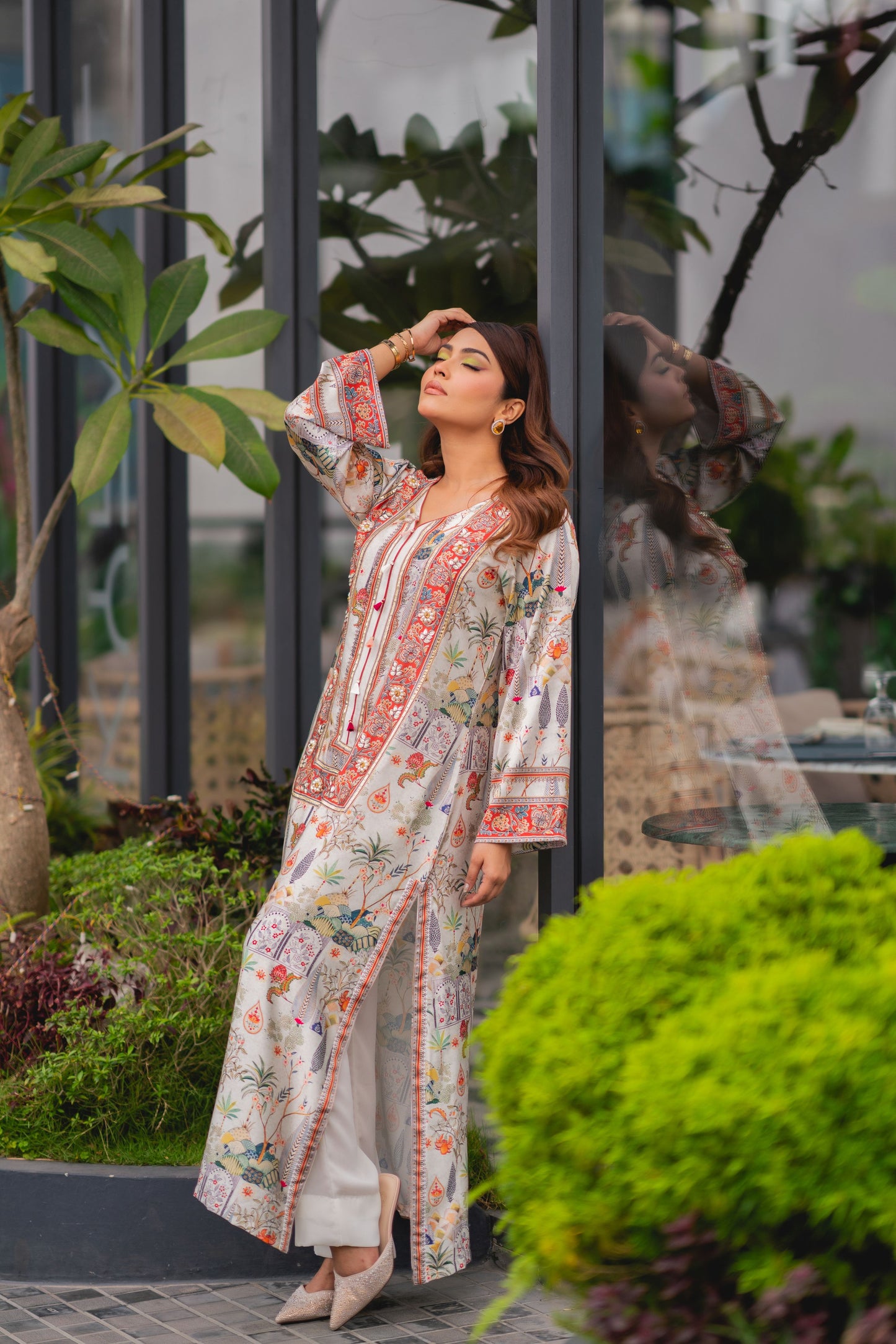 Elegant Ivory Botanical Printed Long Kameez & Pant Set