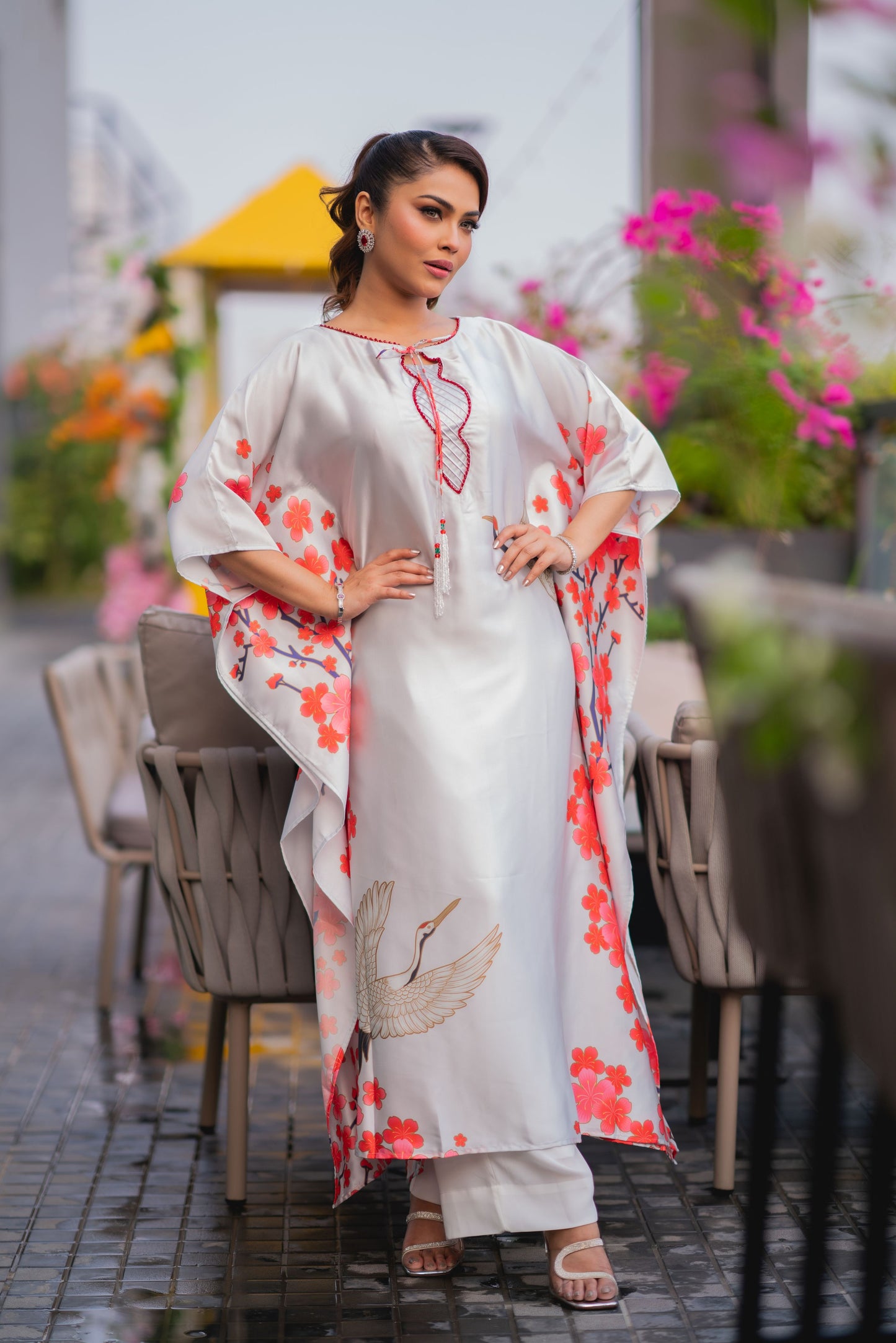 Elegant Floral White Kaftan And Pant Set