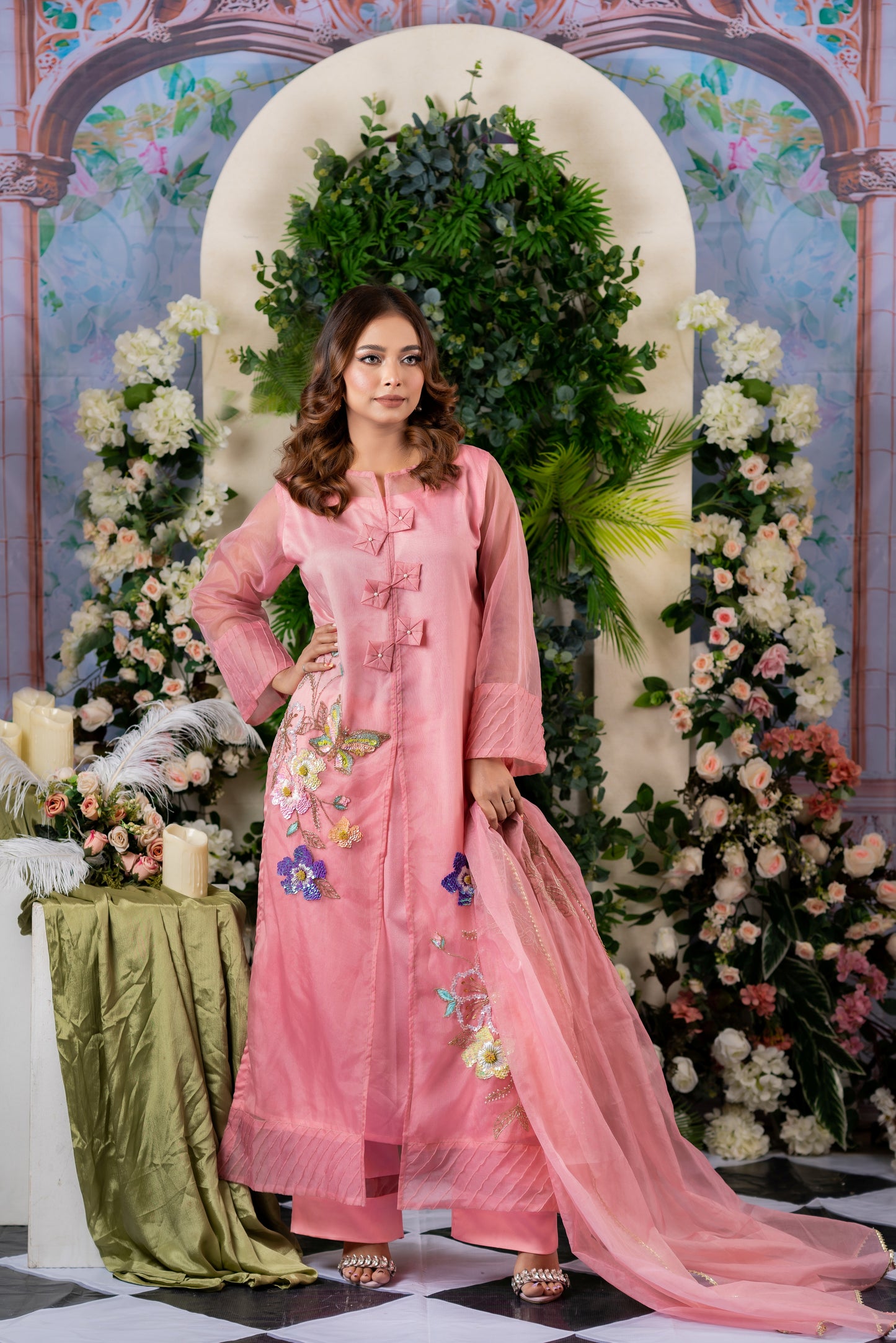 Elegant Pink Festive Kameez And Pant Set