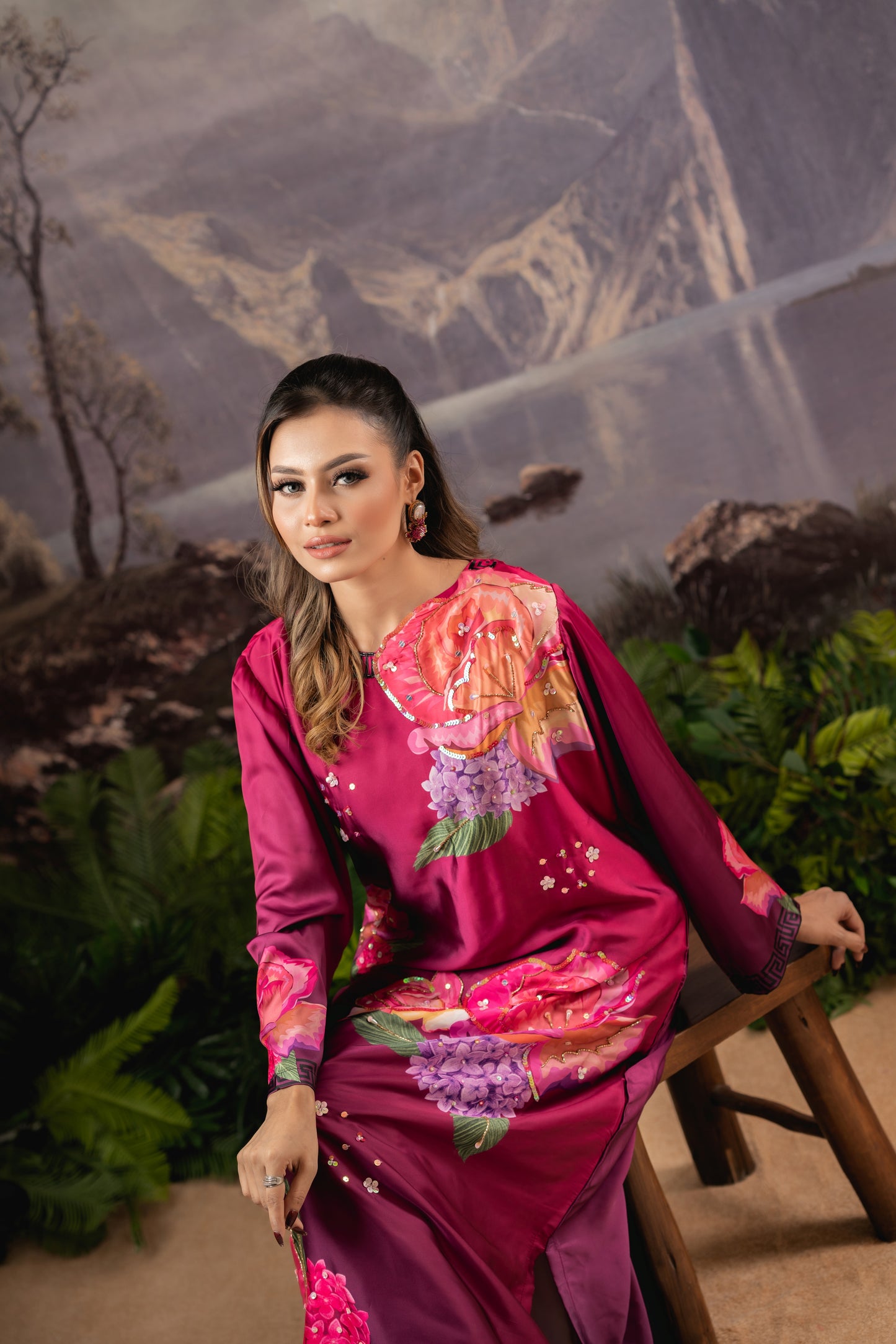 Crimson Rose Luxe Long Kameez And Pant
