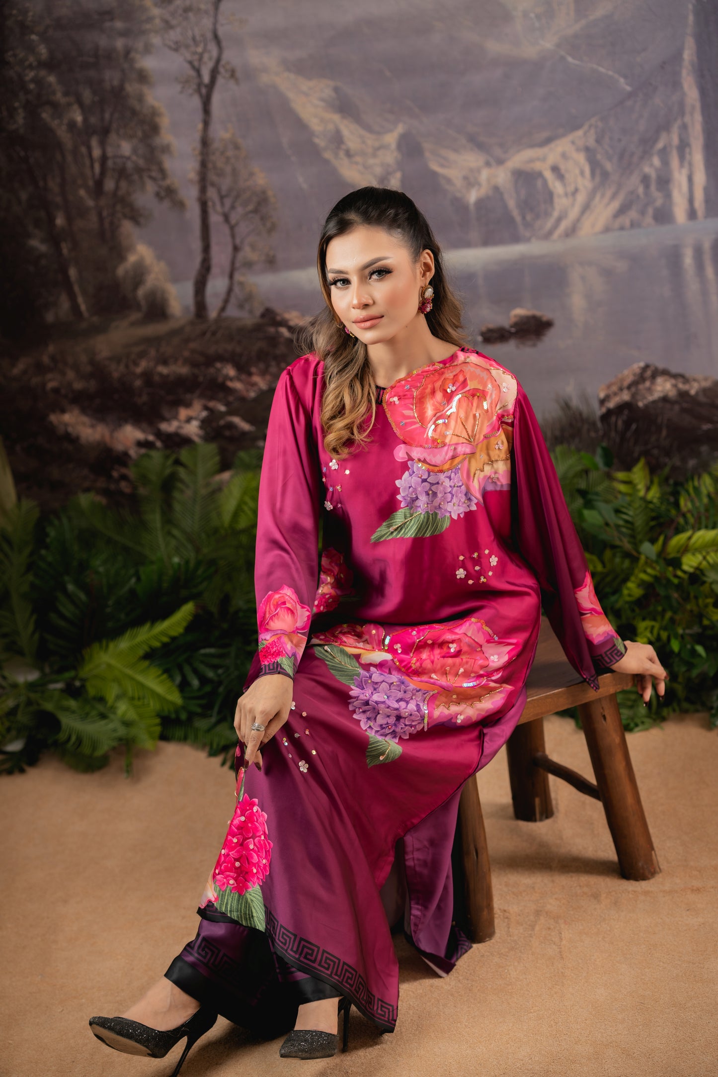 Crimson Rose Luxe Long Kameez And Pant