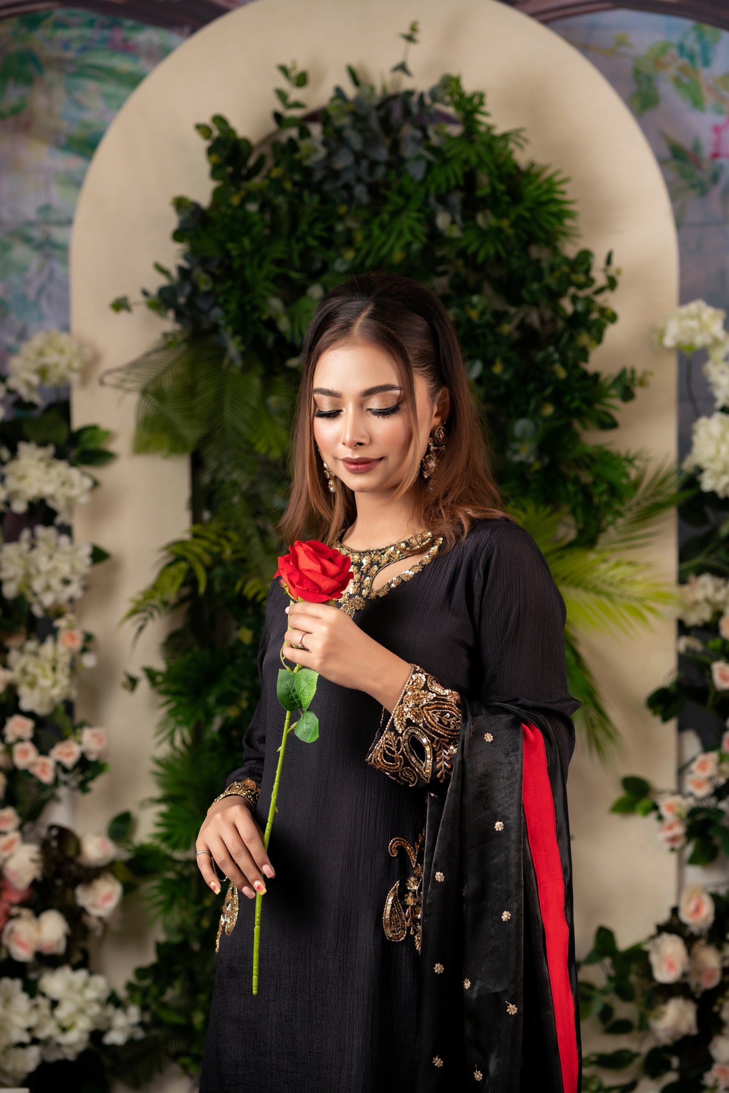 Black & Red Embellished Kameez And Pant Set