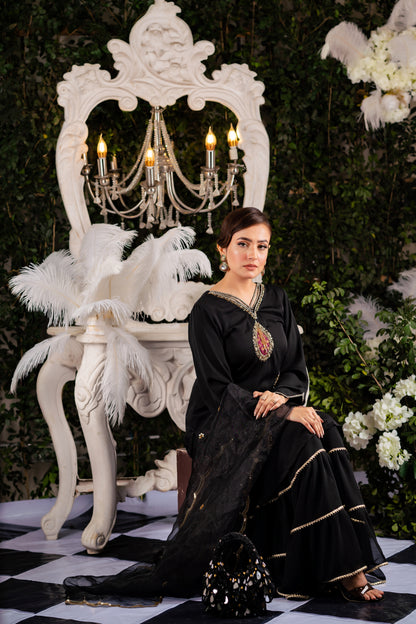 Noir Royalty Kameez & Pant Set