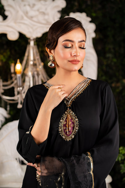 Noir Royalty Kameez & Pant Set