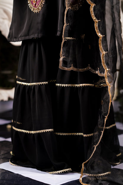 Noir Royalty Kameez & Pant Set